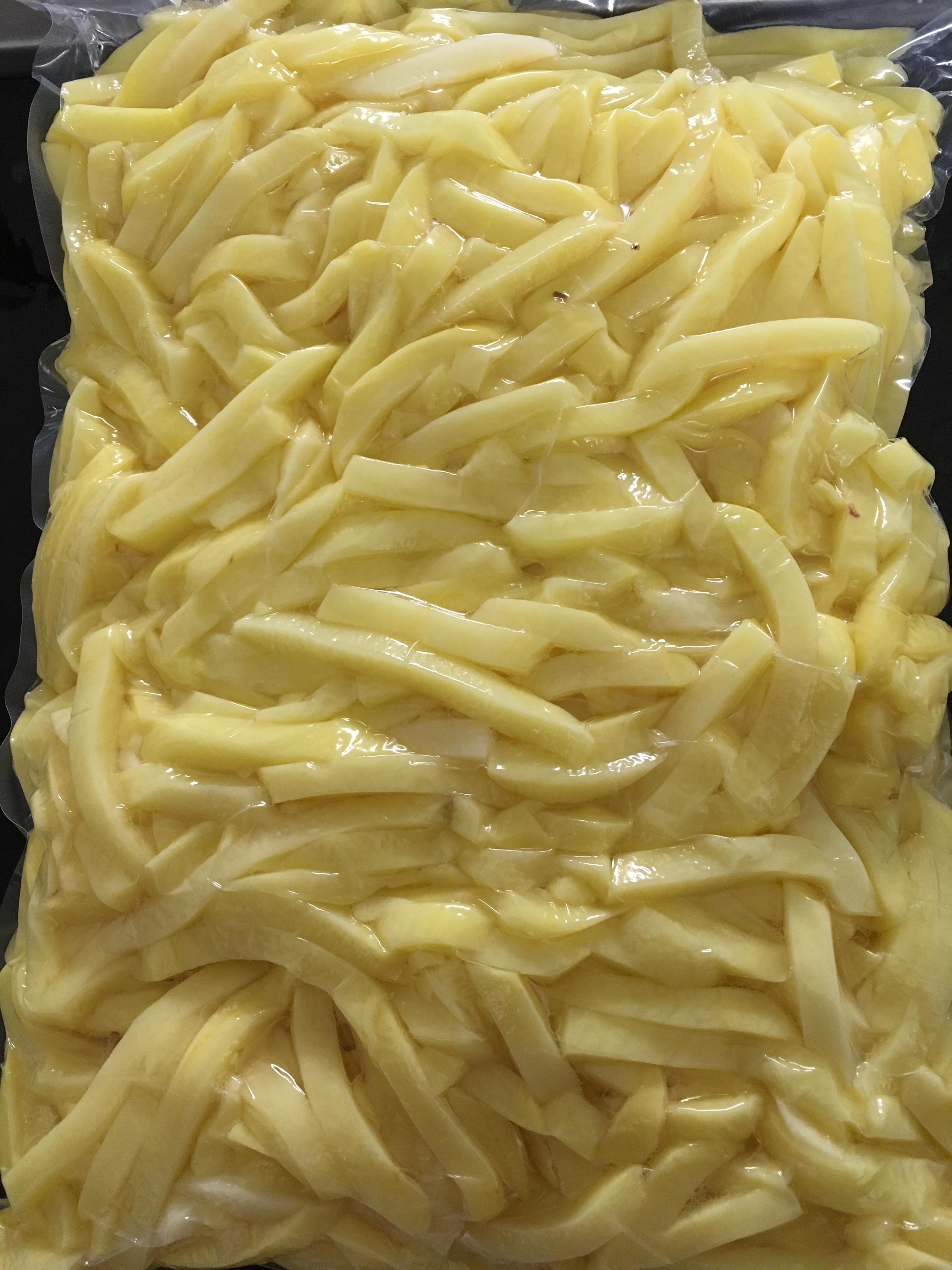 Frites fraîches crues 11/11 sous vide